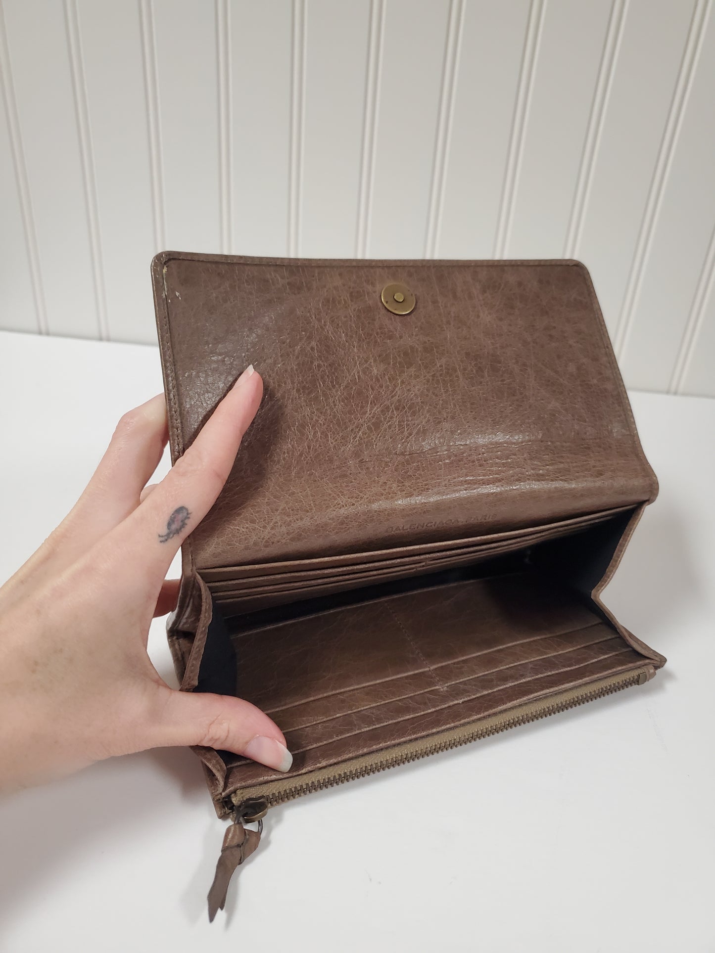 Wallet Luxury Designer By Balenciaga Size: Medium
