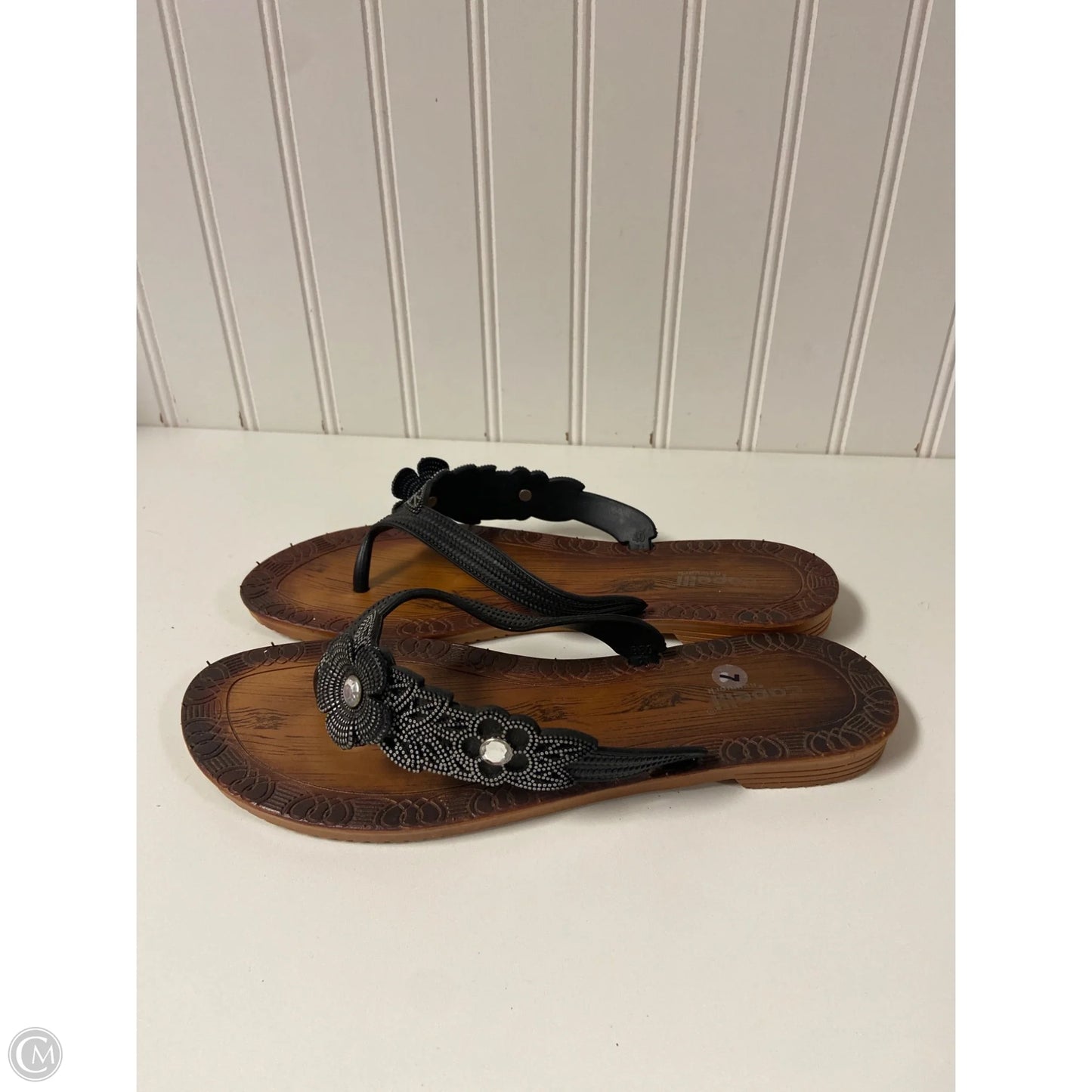 Sandals Flip Flops By Capelli In Black, Size: 7