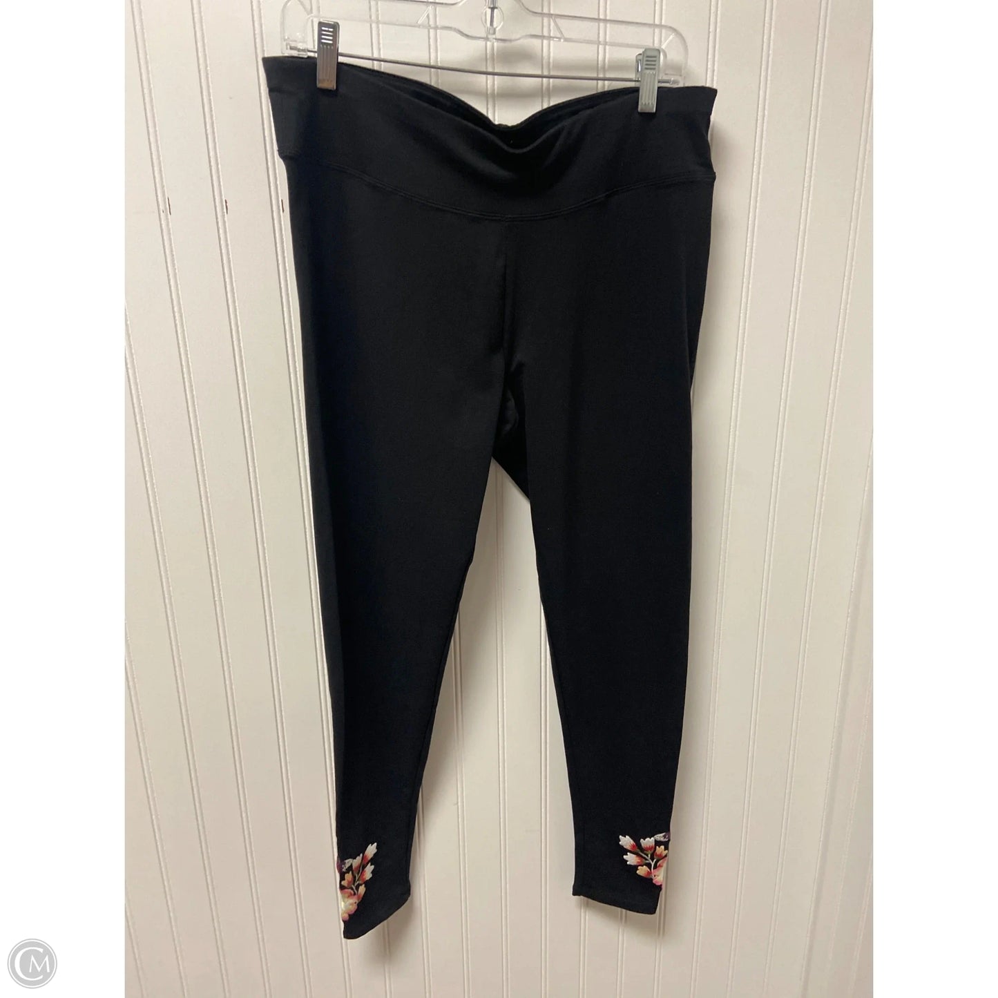 Athletic Leggings By Betsey Johnson In Black, Size: 1x