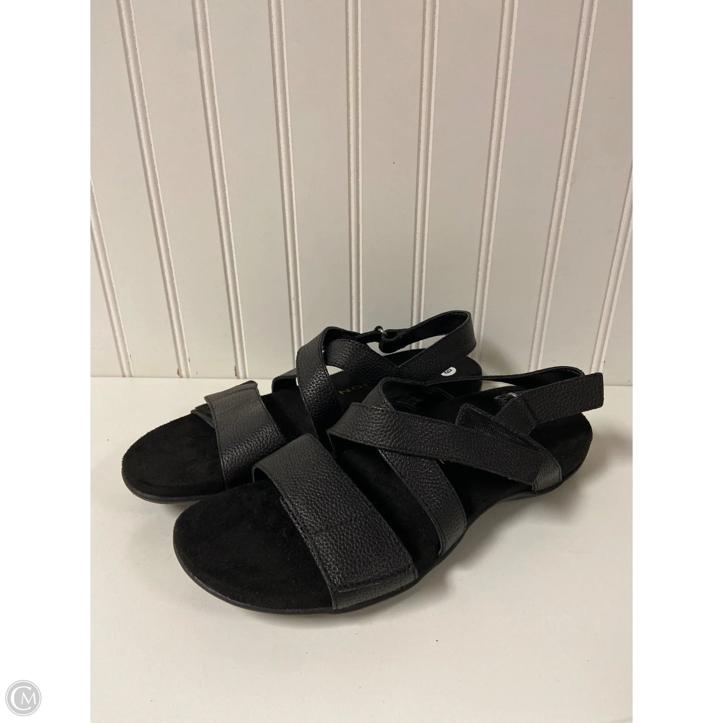 Sandals Flats By Vionic In Black, Size: 9