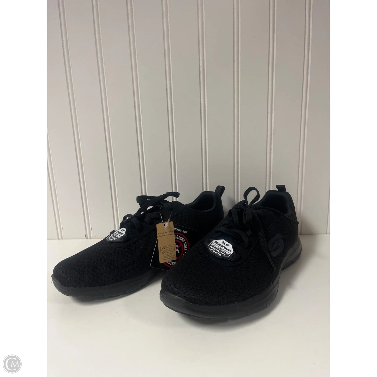 Shoes Sneakers By Skechers In Black, Size: 6.5