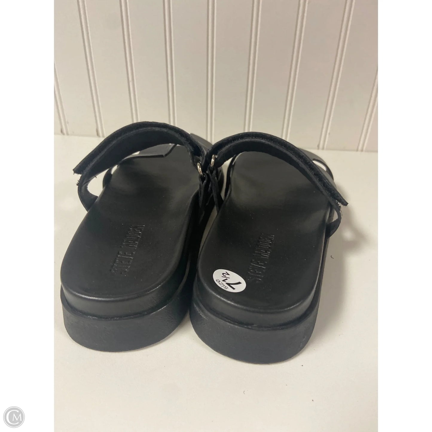 Sandals Flats By Steve Madden In Black, Size: 7.5