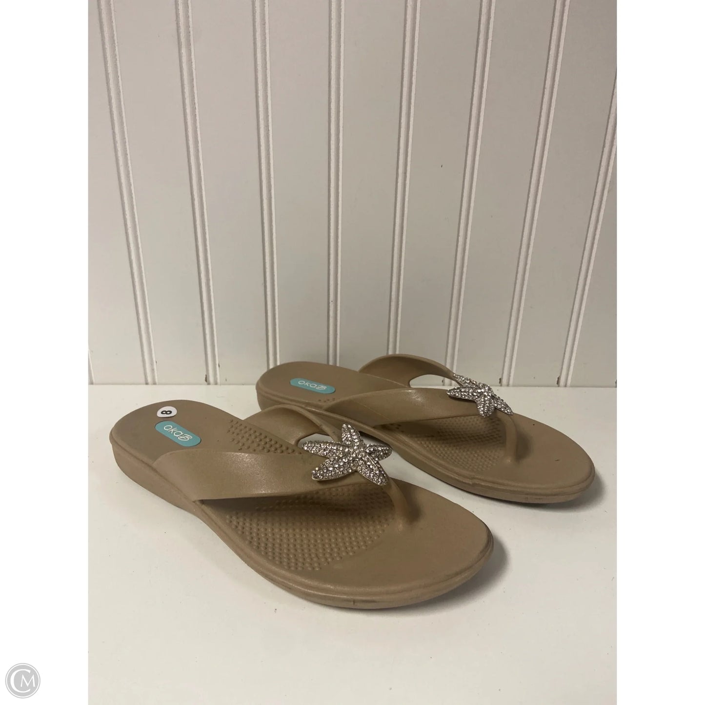 Sandals Flip Flops By Clothes Mentor In Tan, Size: 8