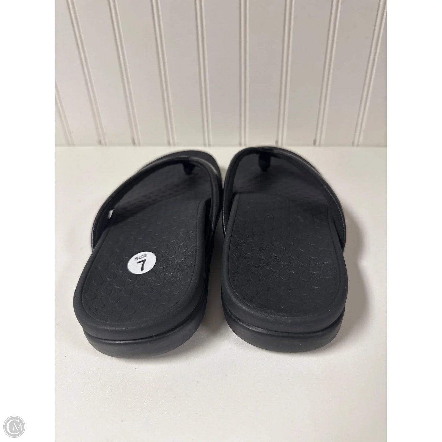Sandals Flip Flops By Vionic In Black, Size: 7