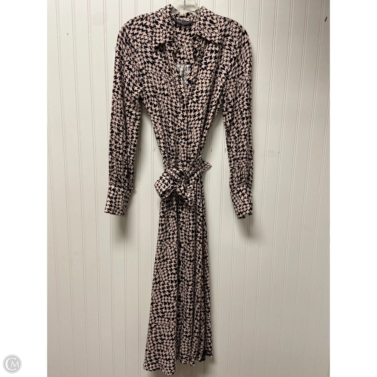 Dress Work By Clothes Mentor In Black & Pink, Size: S
