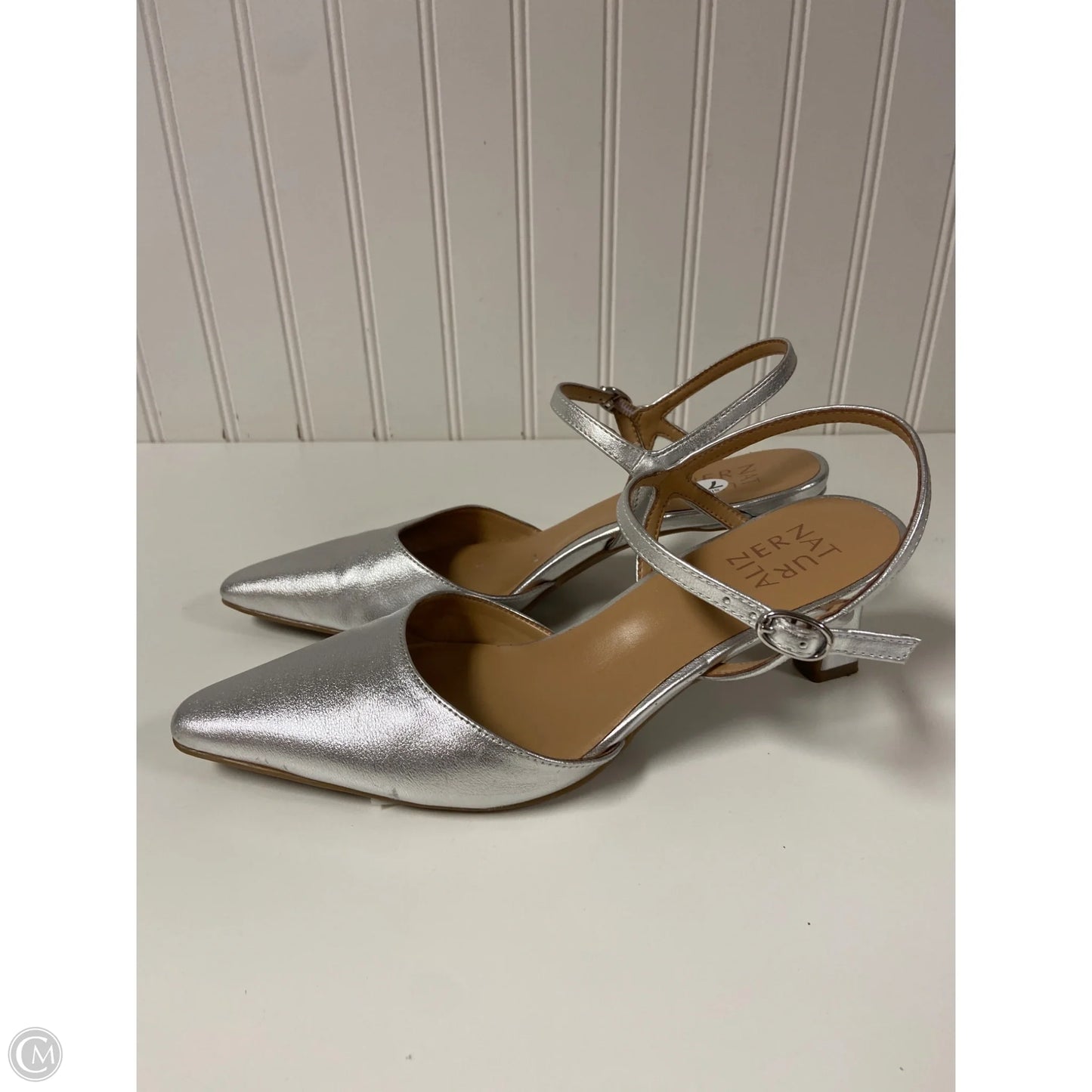 Shoes Heels Kitten By Naturalizer In Silver, Size: 7.5