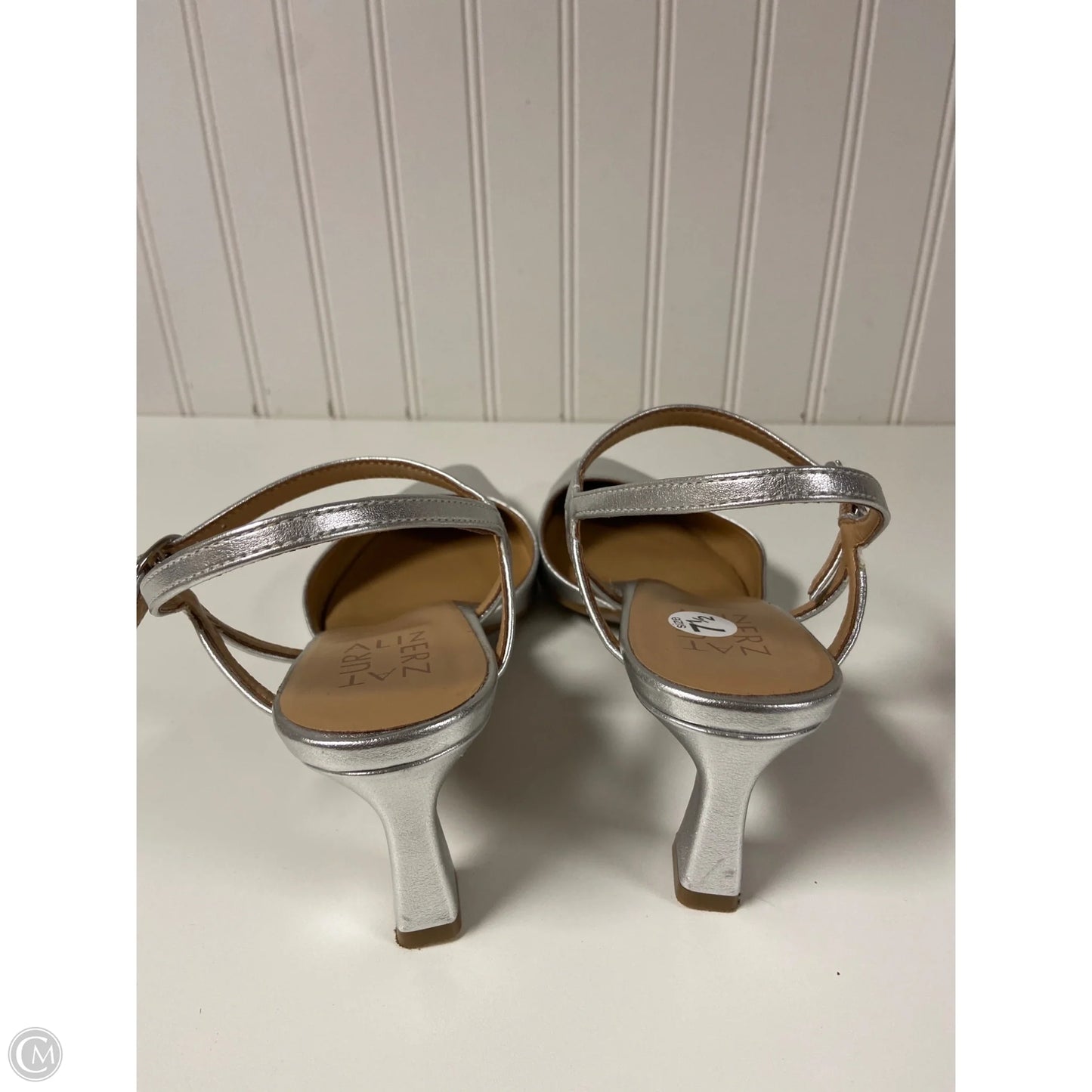 Shoes Heels Kitten By Naturalizer In Silver, Size: 7.5