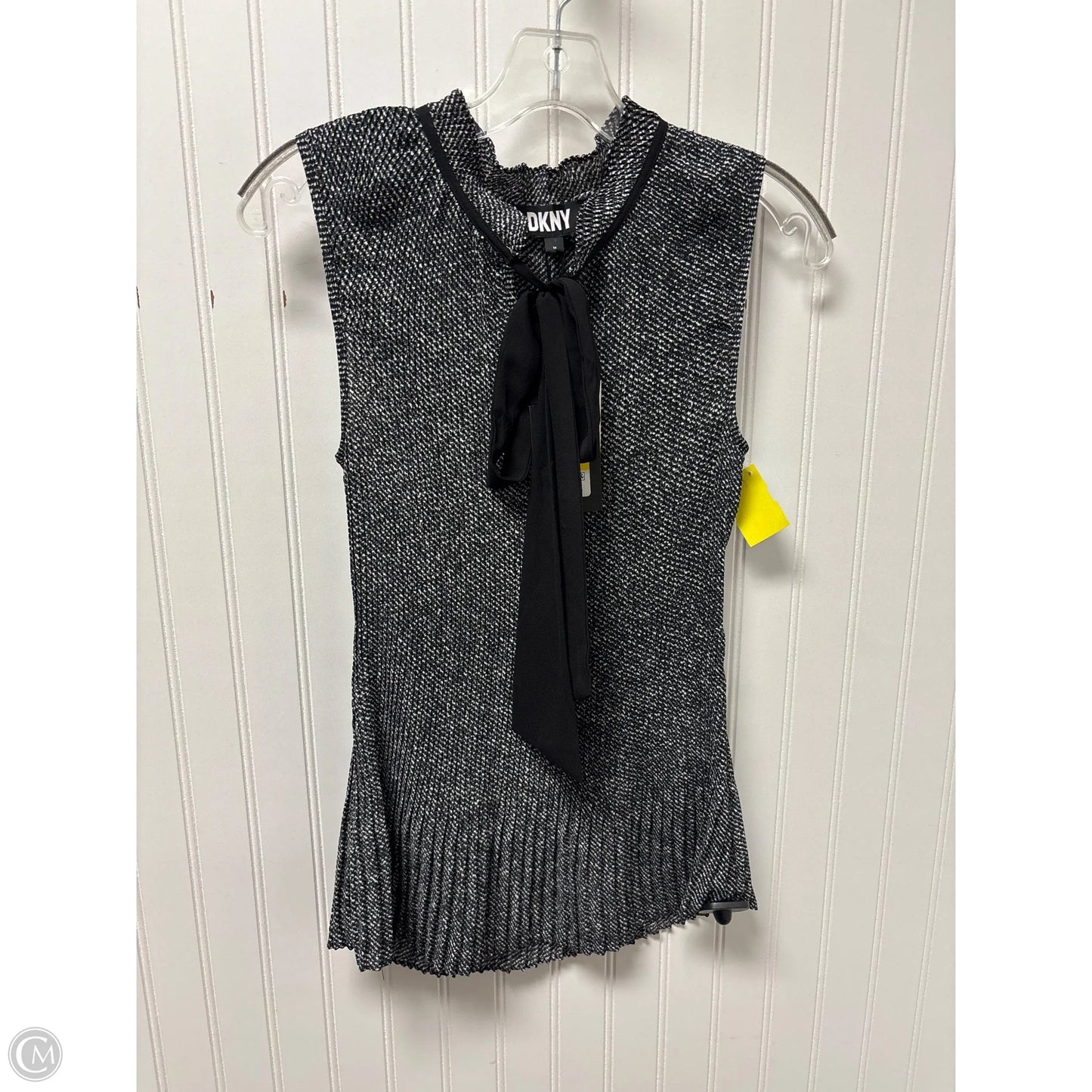 Top Sleeveless By Dkny In Black, Size: M