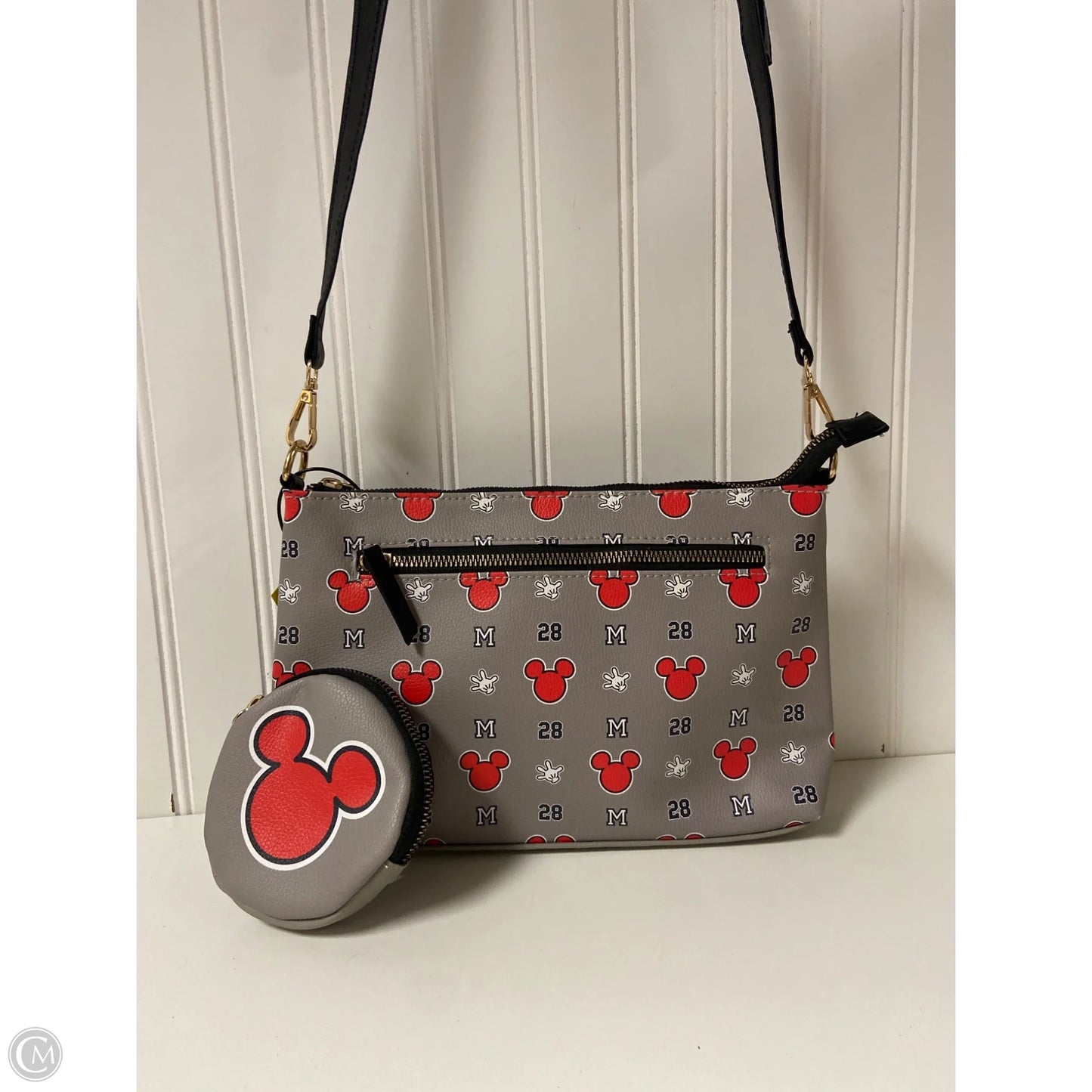 Crossbody By Clothes Mentor, Size: Small