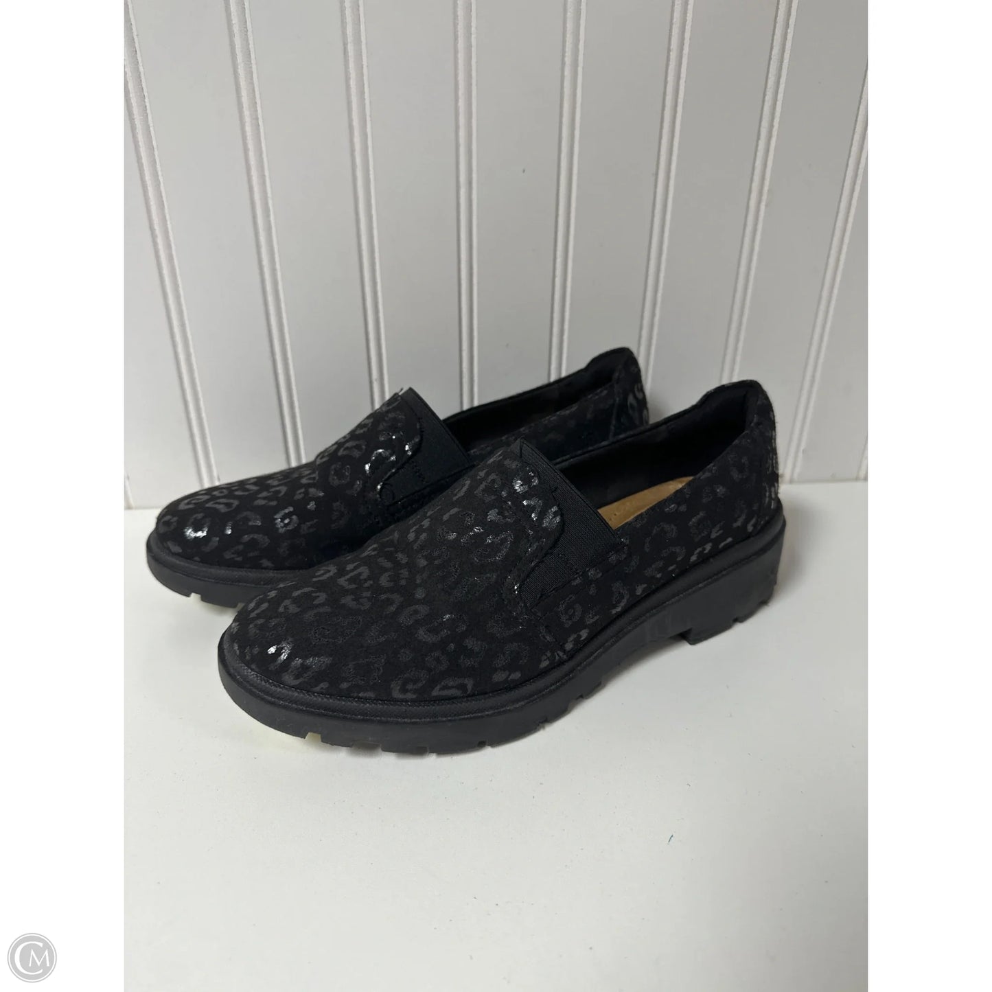 Shoes Flats By Clarks In Black, Size: 7.5