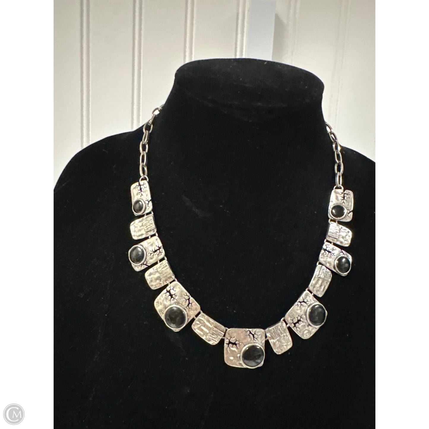 Necklace Chain By Clothes Mentor