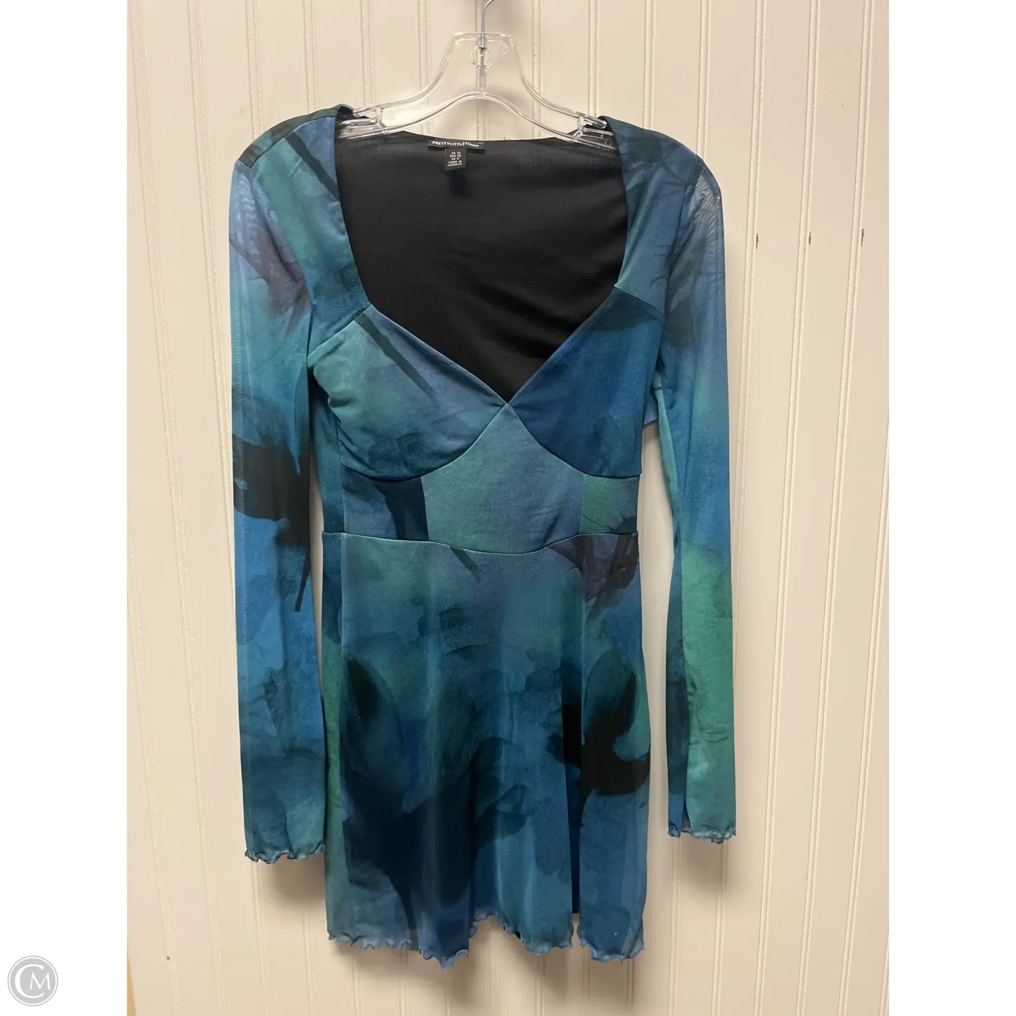 Dress Casual Short By Pretty Little Thing In Blue & Green, Size: S