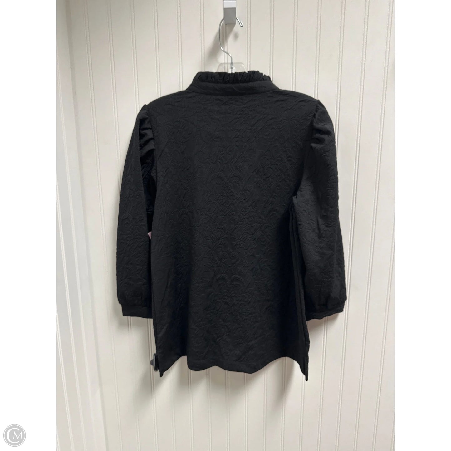 Top Long Sleeve By Crown And Ivy In Black, Size: M