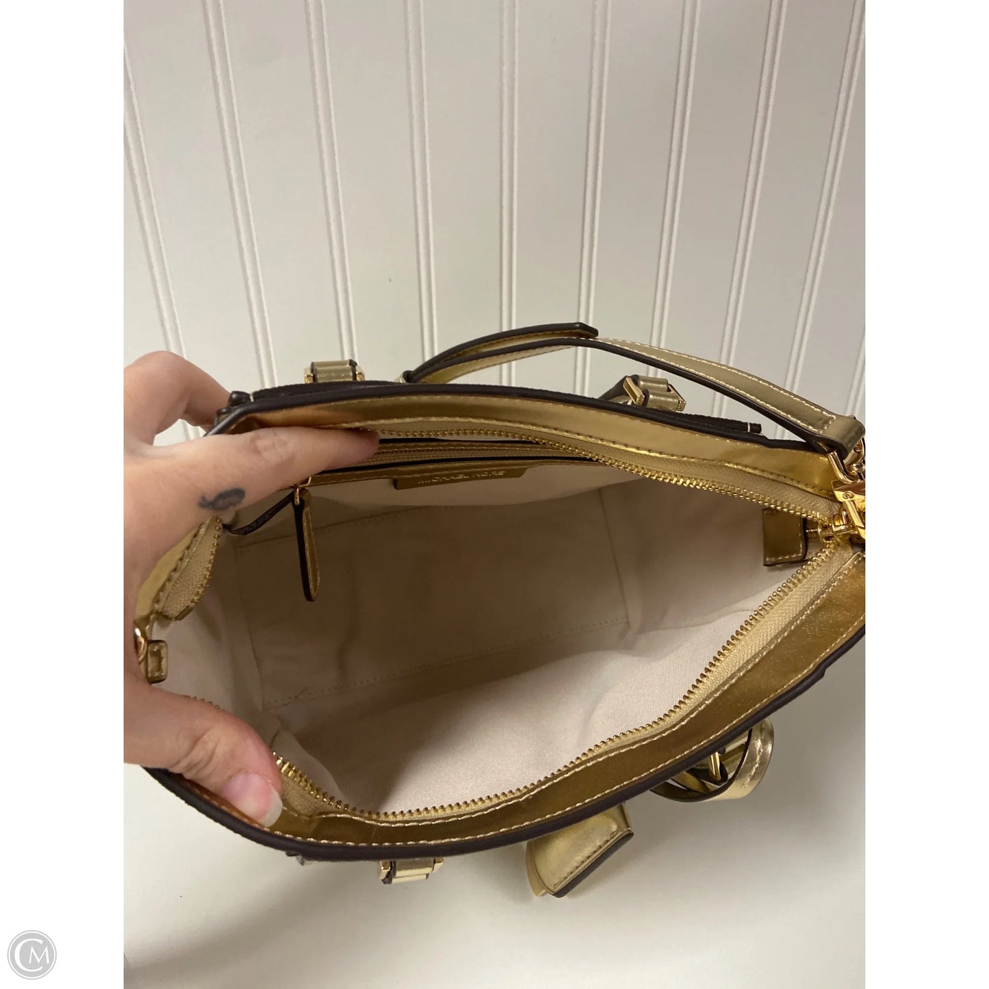 Handbag Designer By Michael Kors, Size: Medium