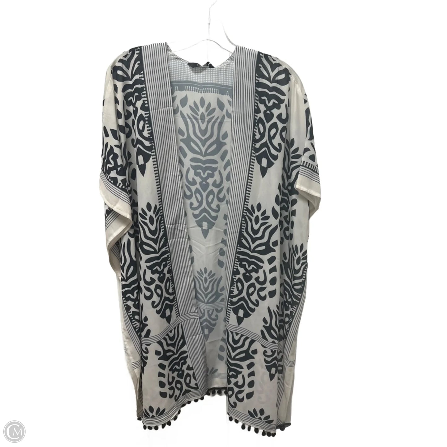 Shawl By Clothes Mentor In Black & White, Size: Osfm