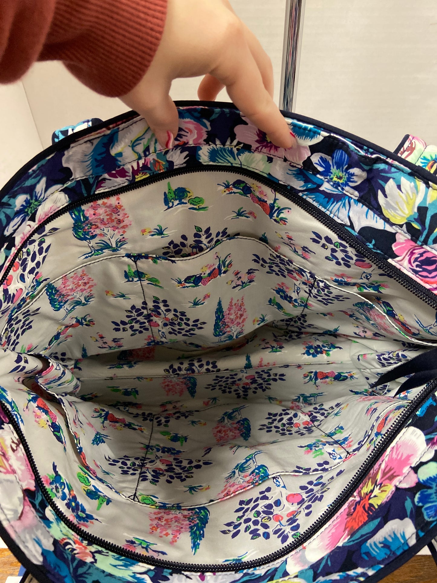 Tote By Vera Bradley Size: Large