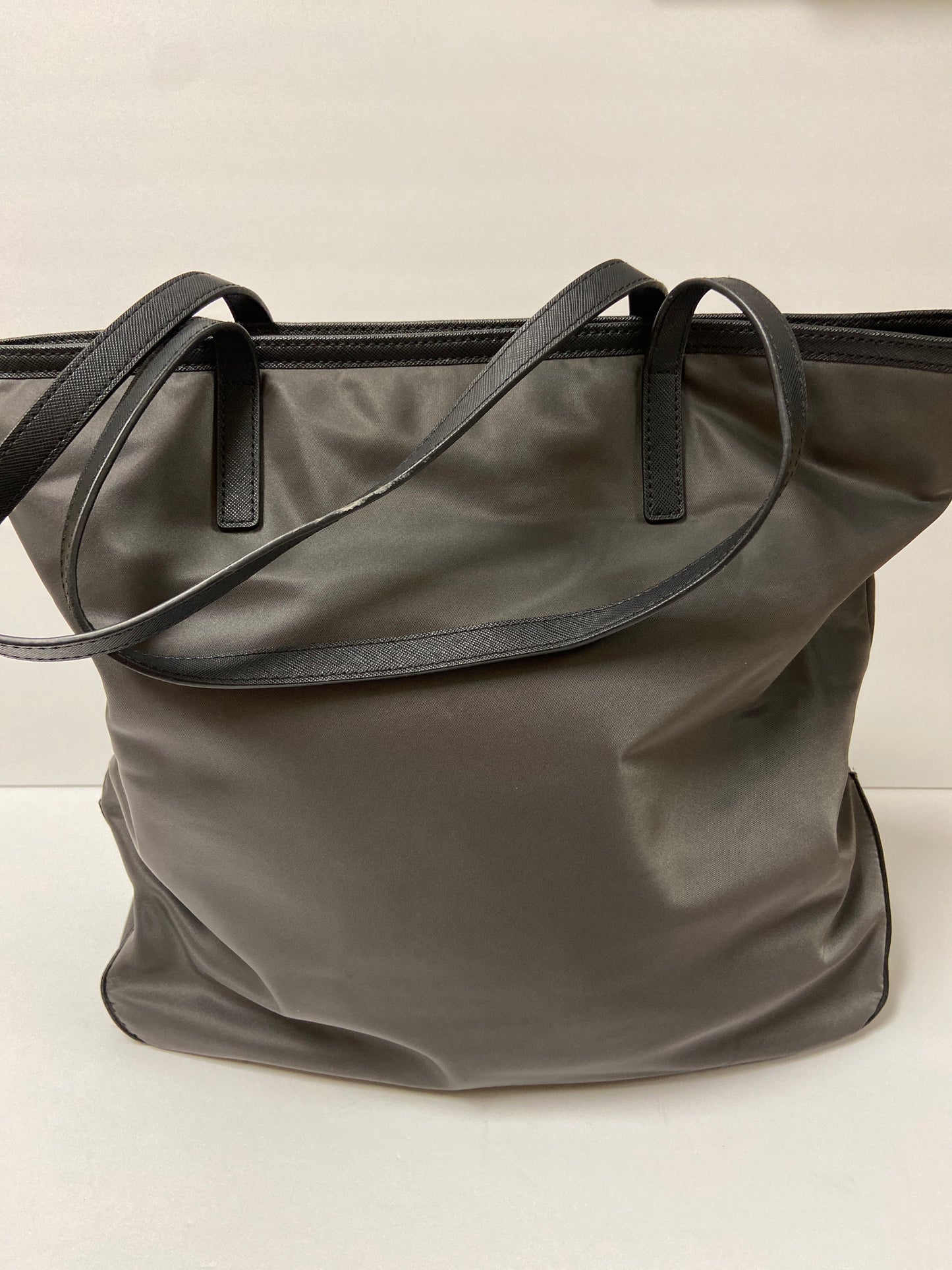 Tote Designer By Michael Kors Size: Medium