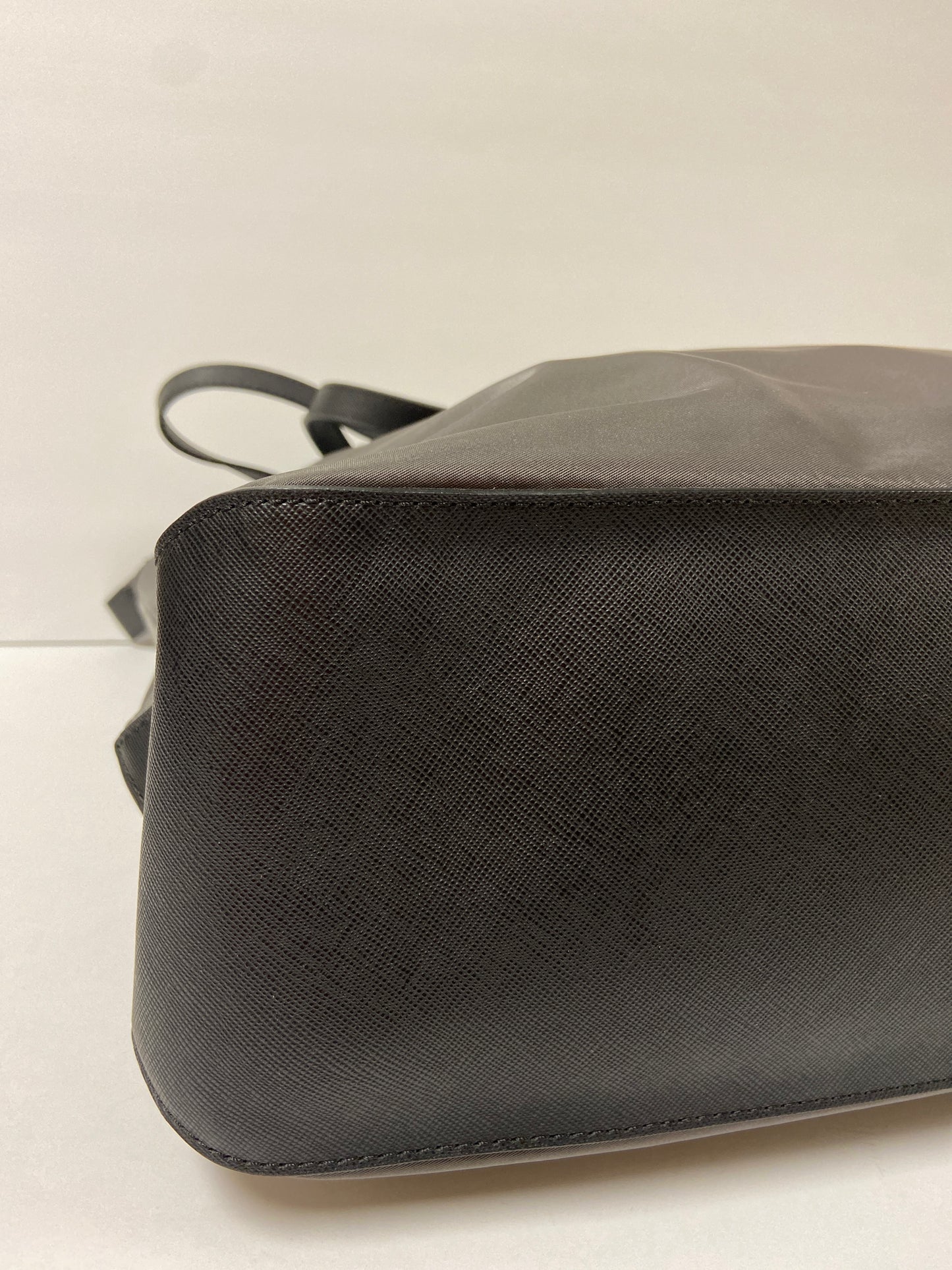 Tote Designer By Michael Kors Size: Medium