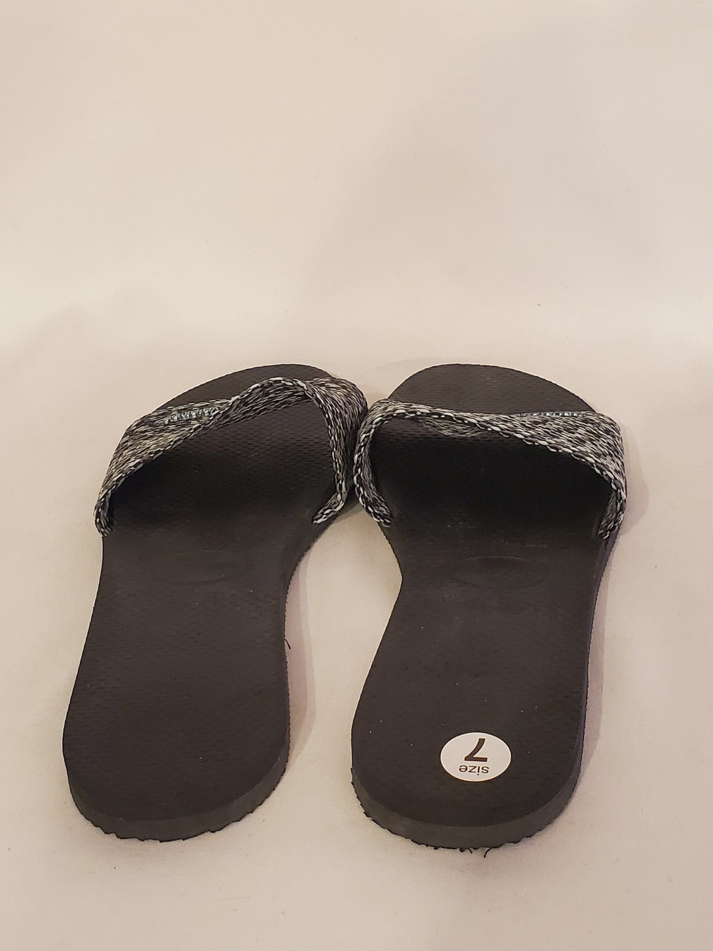 Sandals Flats By Havaianas Size: 7