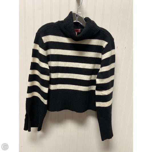 Sweater By Clothes Mentor In Black & White, Size: S