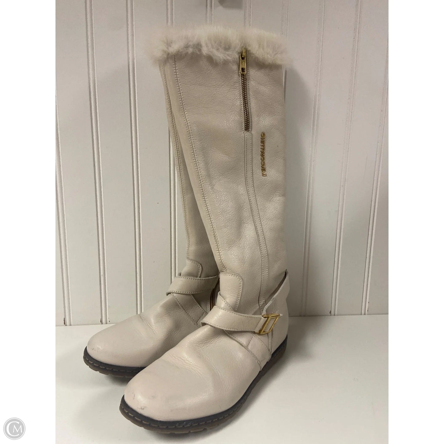Boots Knee Flats By Cmc In Cream, Size: 5