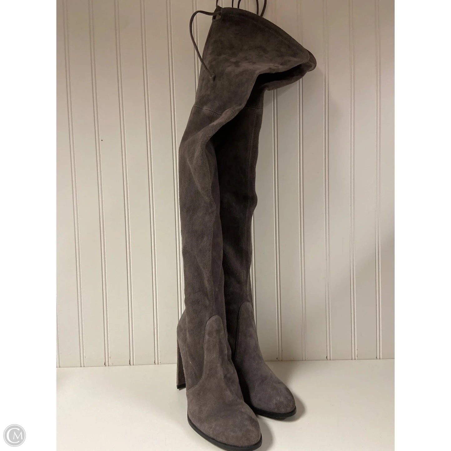 Boots Designer By Stuart Weitzman In Grey, Size: 8