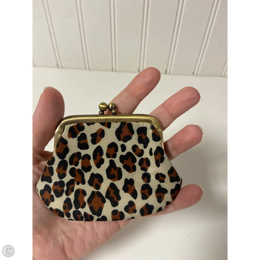 Coin Purse By Clothes Mentor, Size: Small