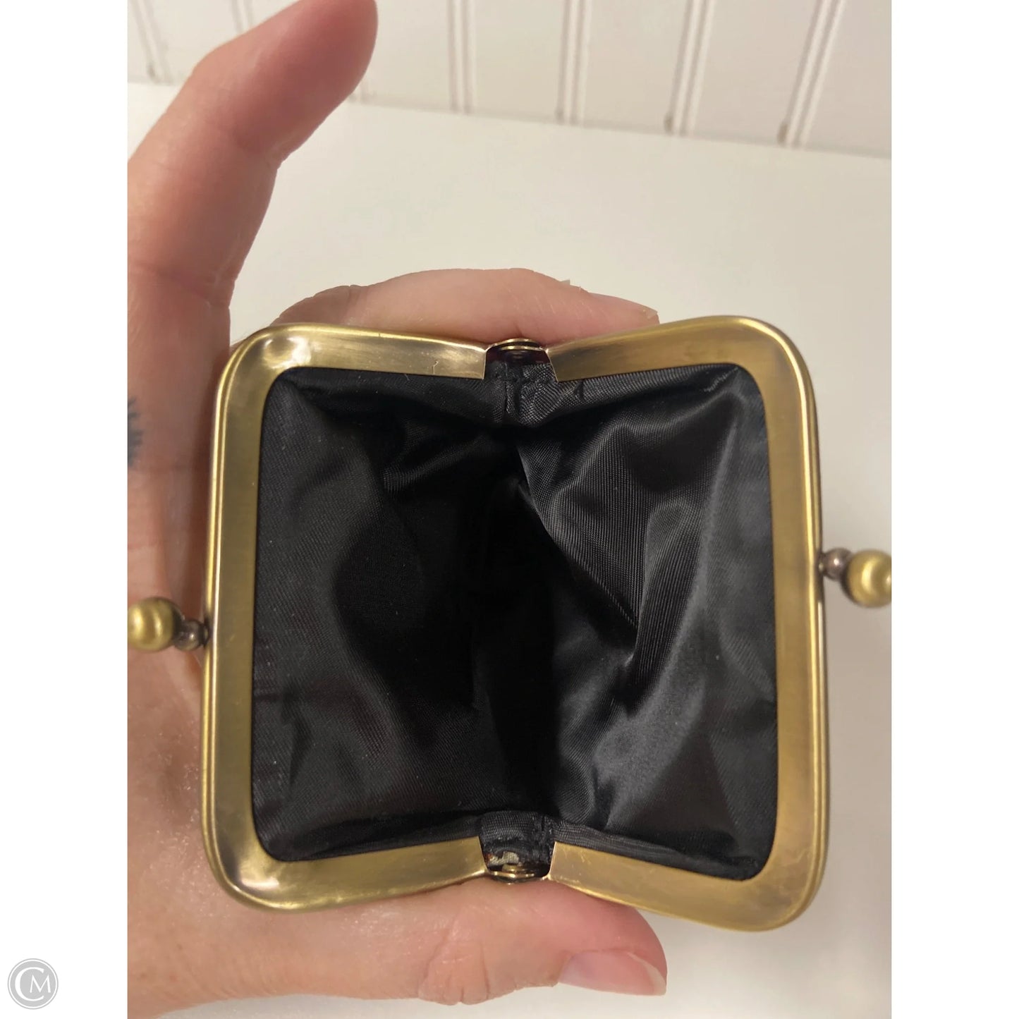 Coin Purse By Clothes Mentor, Size: Small