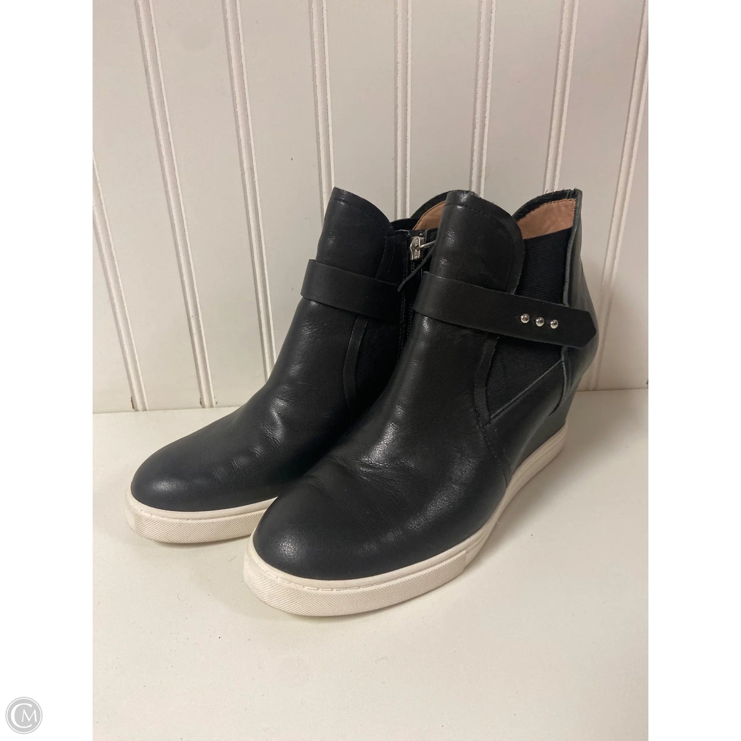 Boots Ankle Heels By Clothes Mentor In Black, Size: 7.5