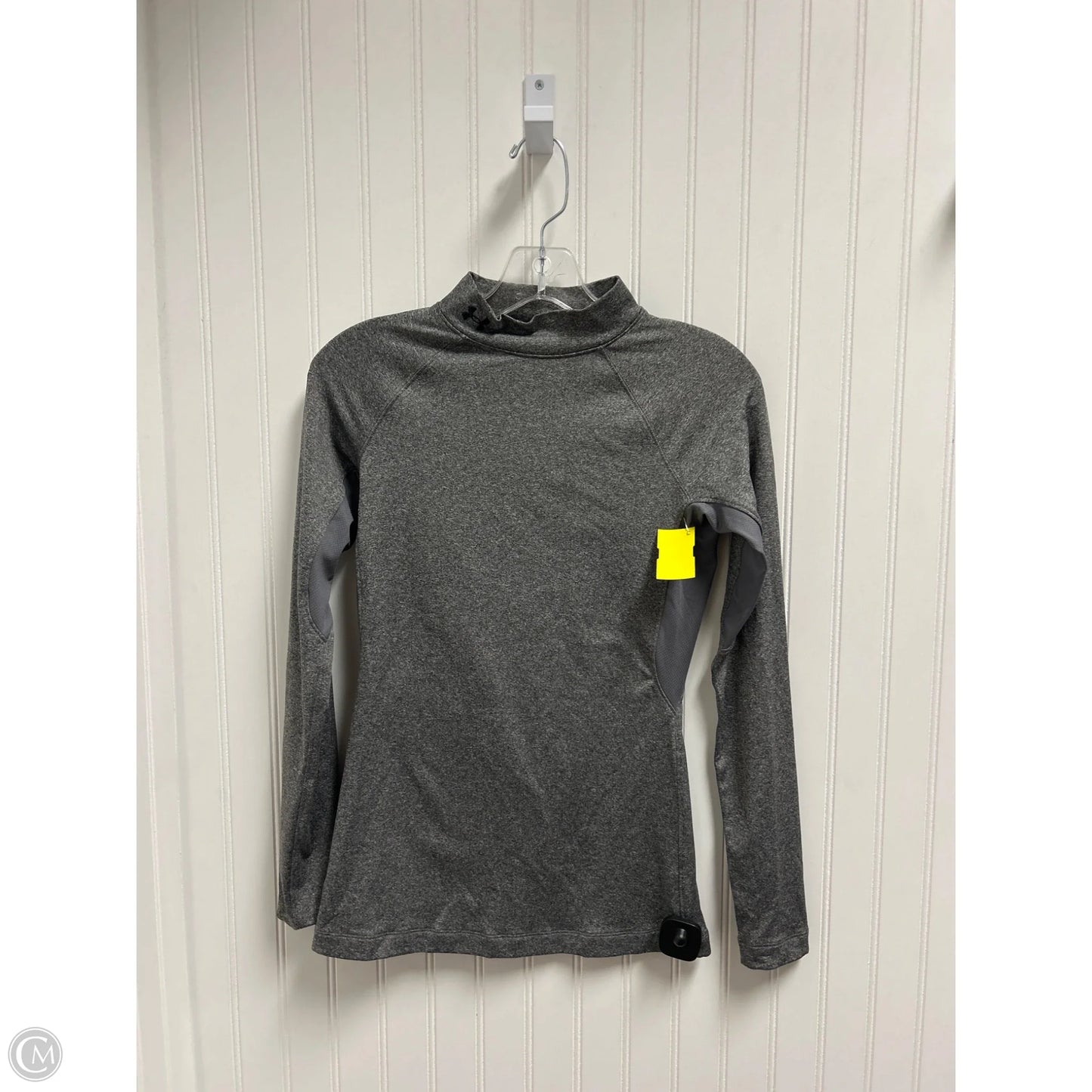 Athletic Top Long Sleeve Crewneck By Under Armour In Grey, Size: Xs