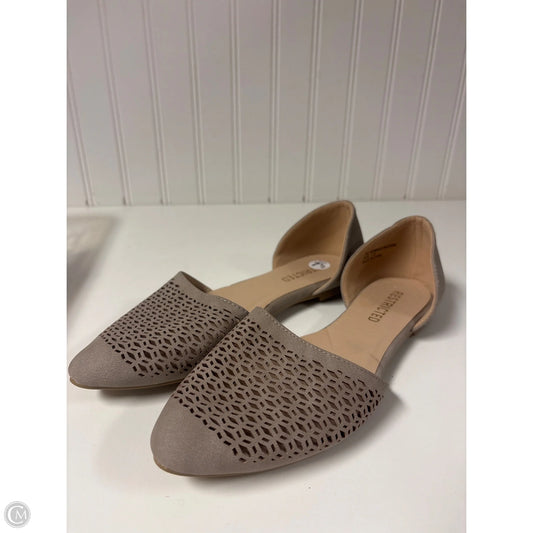 Shoes Flats By Restricted In Taupe, Size: 7.5