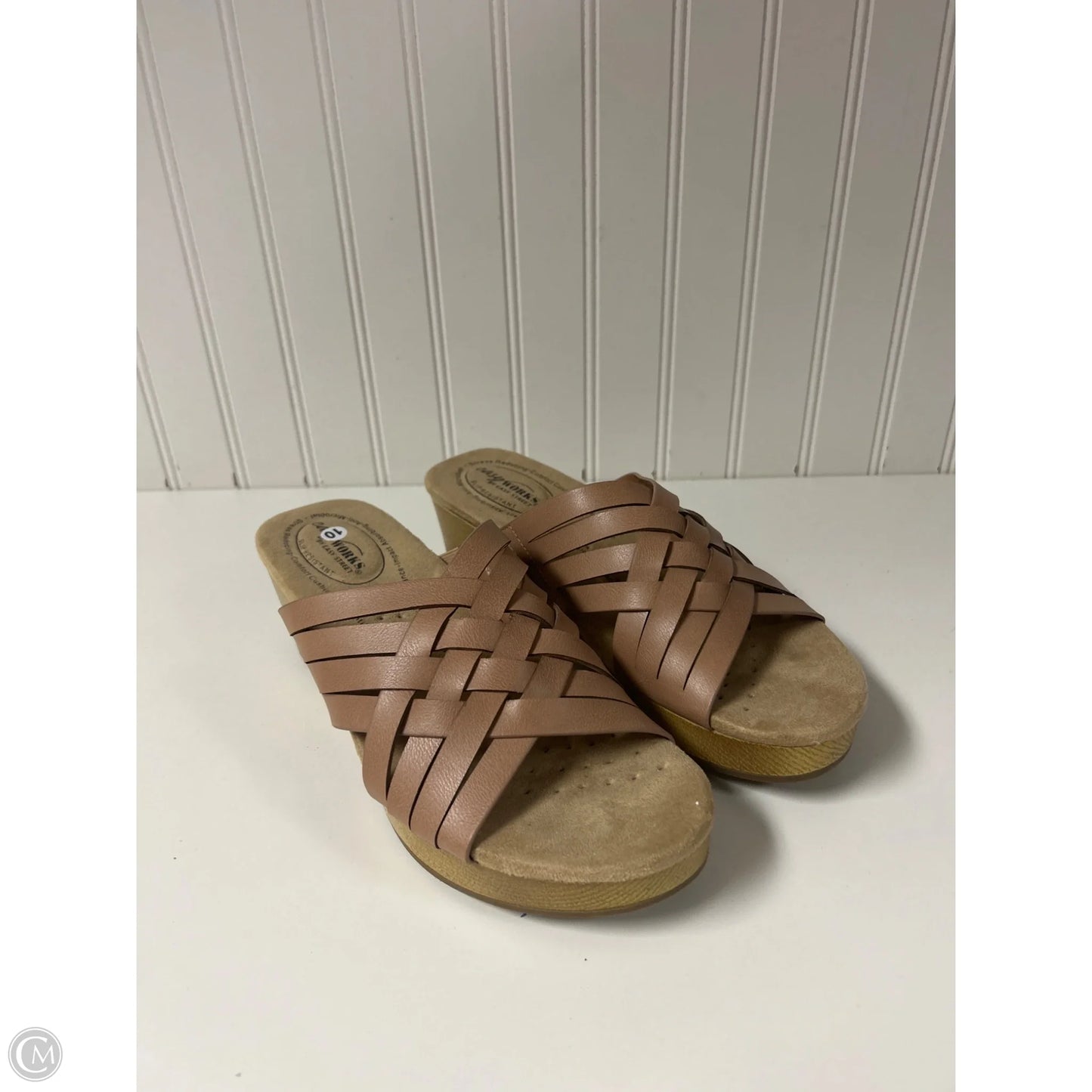 Sandals Heels Wedge By Easy Street In Beige, Size: 10