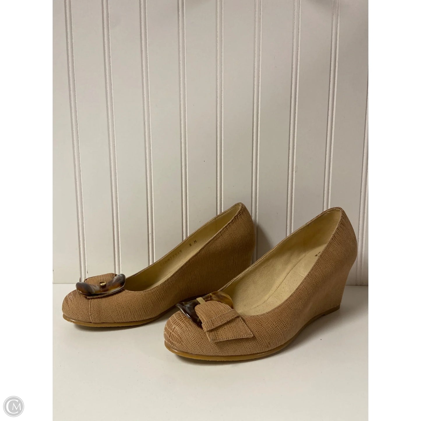 Shoes Designer By Stuart Weitzman In Tan, Size: 8