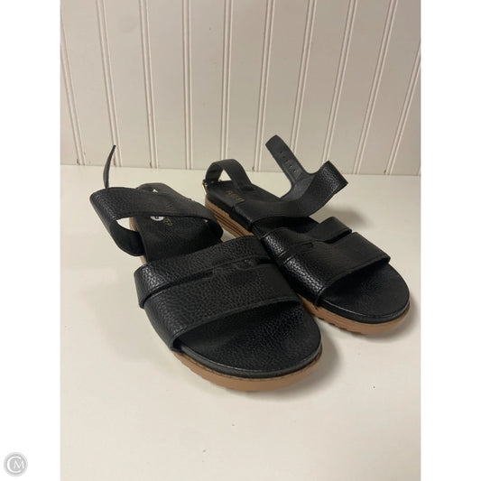 Sandals Flats By Clothes Mentor In Black, Size: 8