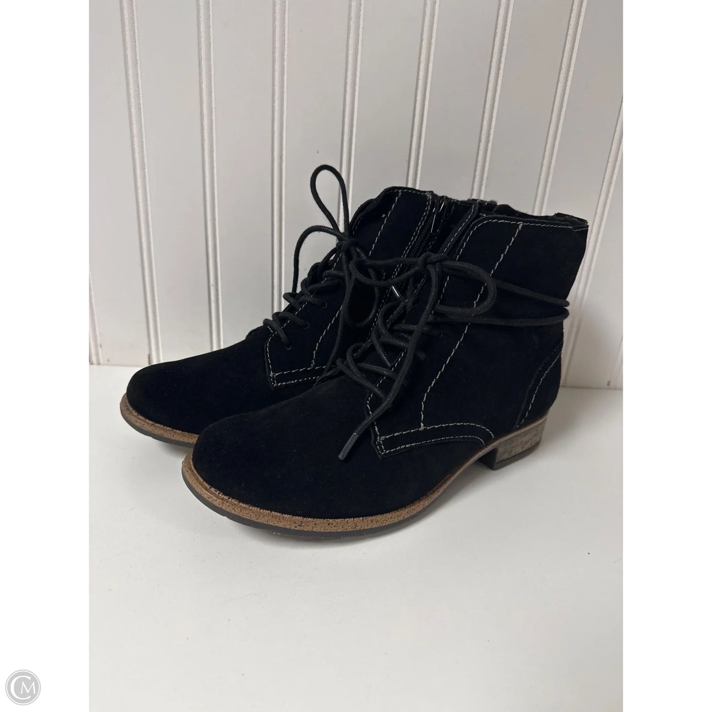 Boots Ankle Flats By Earth Origins In Black, Size: 7.5