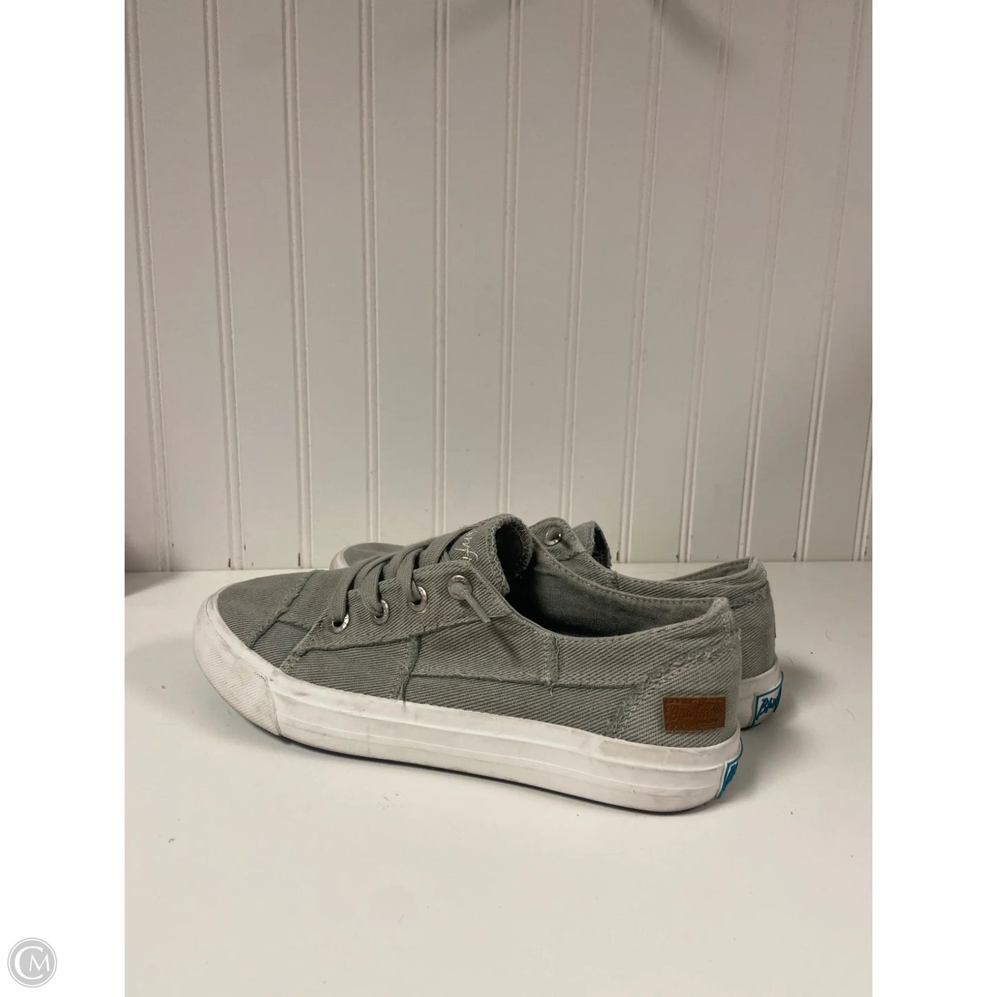 Shoes Flats By Blowfish In Grey, Size: 10