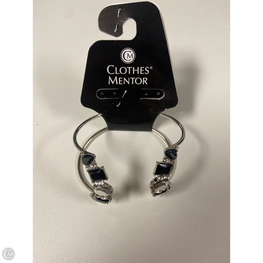 Bracelet Cuff By Clothes Mentor, Size: 1