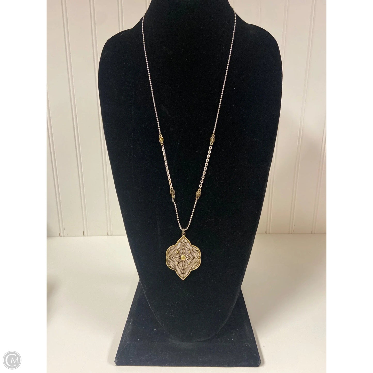 Necklace Pendant By New York And Co, Size: 1