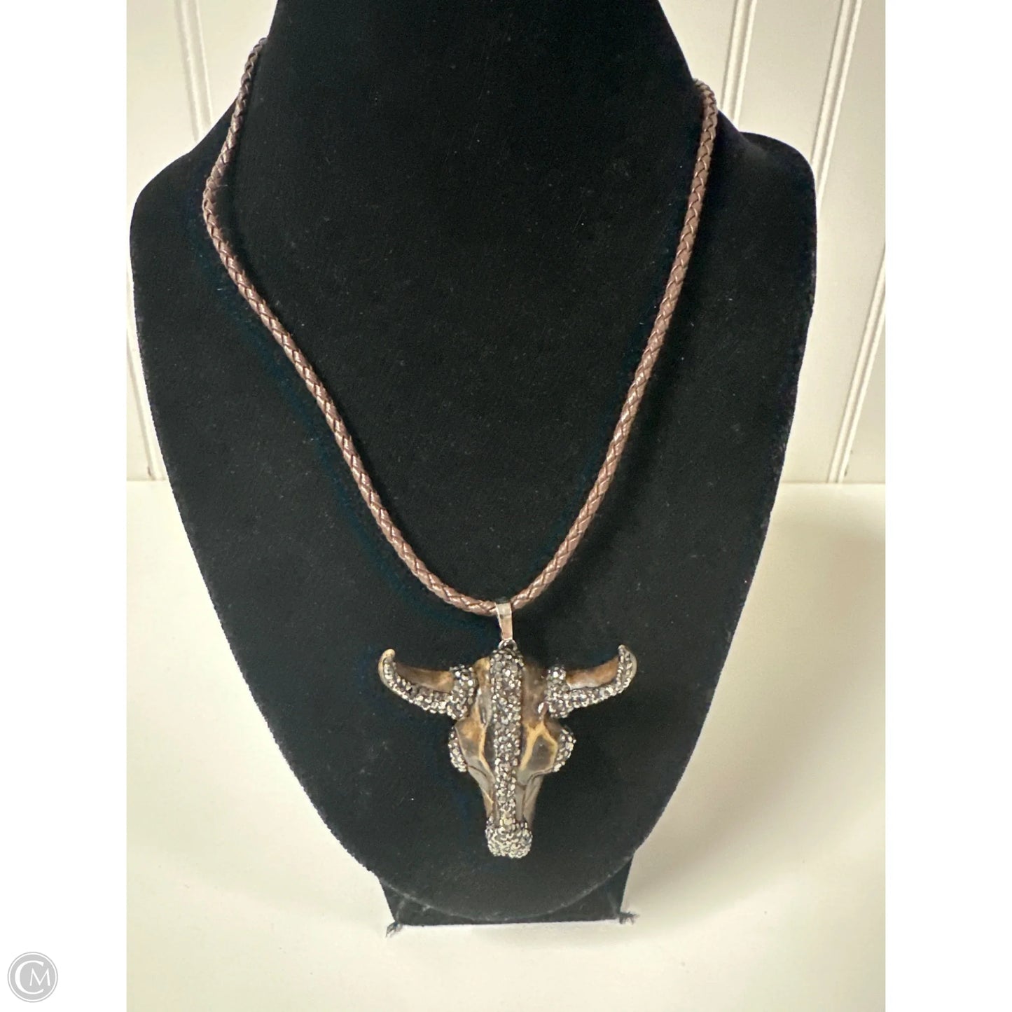 Necklace Pendant By Clothes Mentor, Size: 1