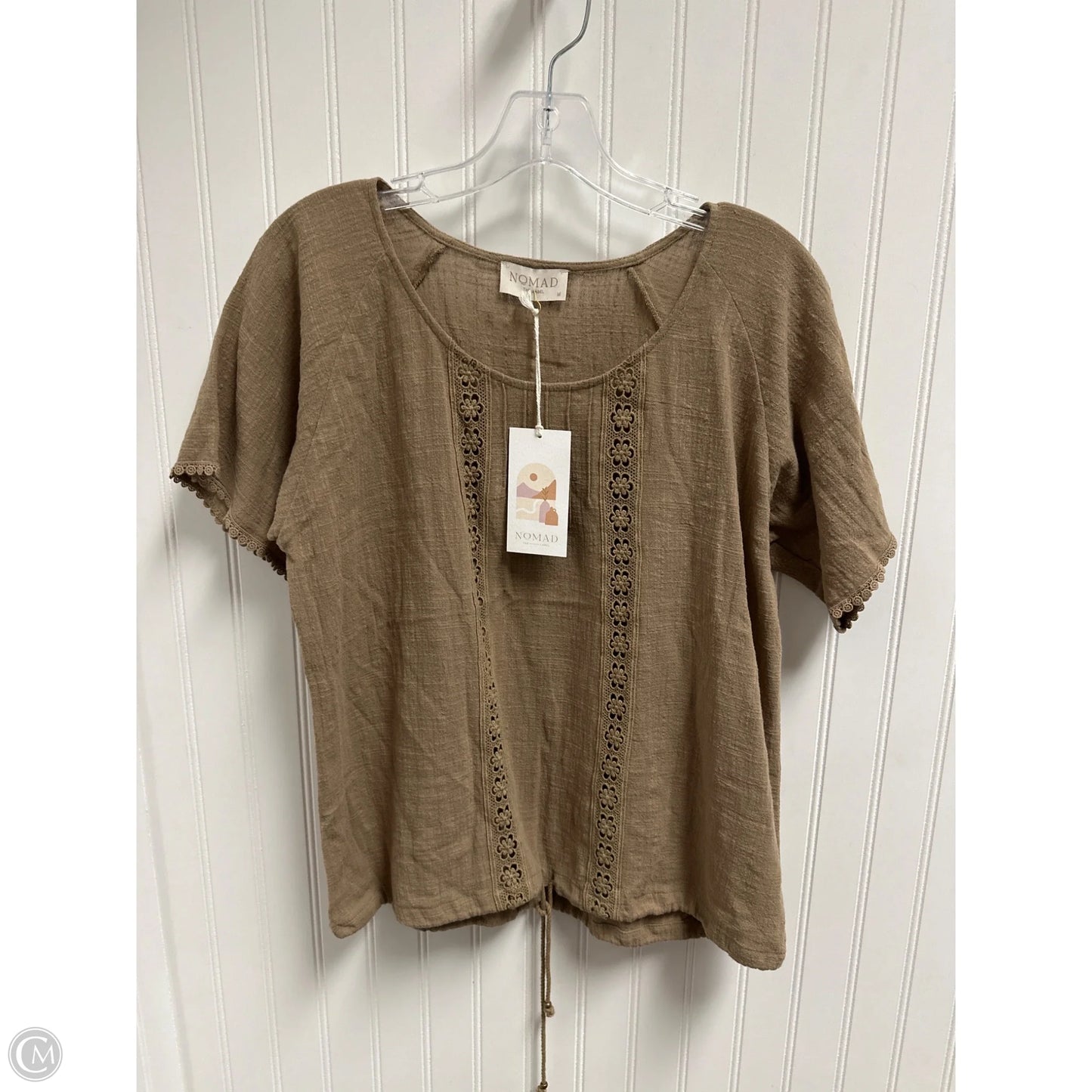 Top Short Sleeve By Clothes Mentor In Brown, Size: M