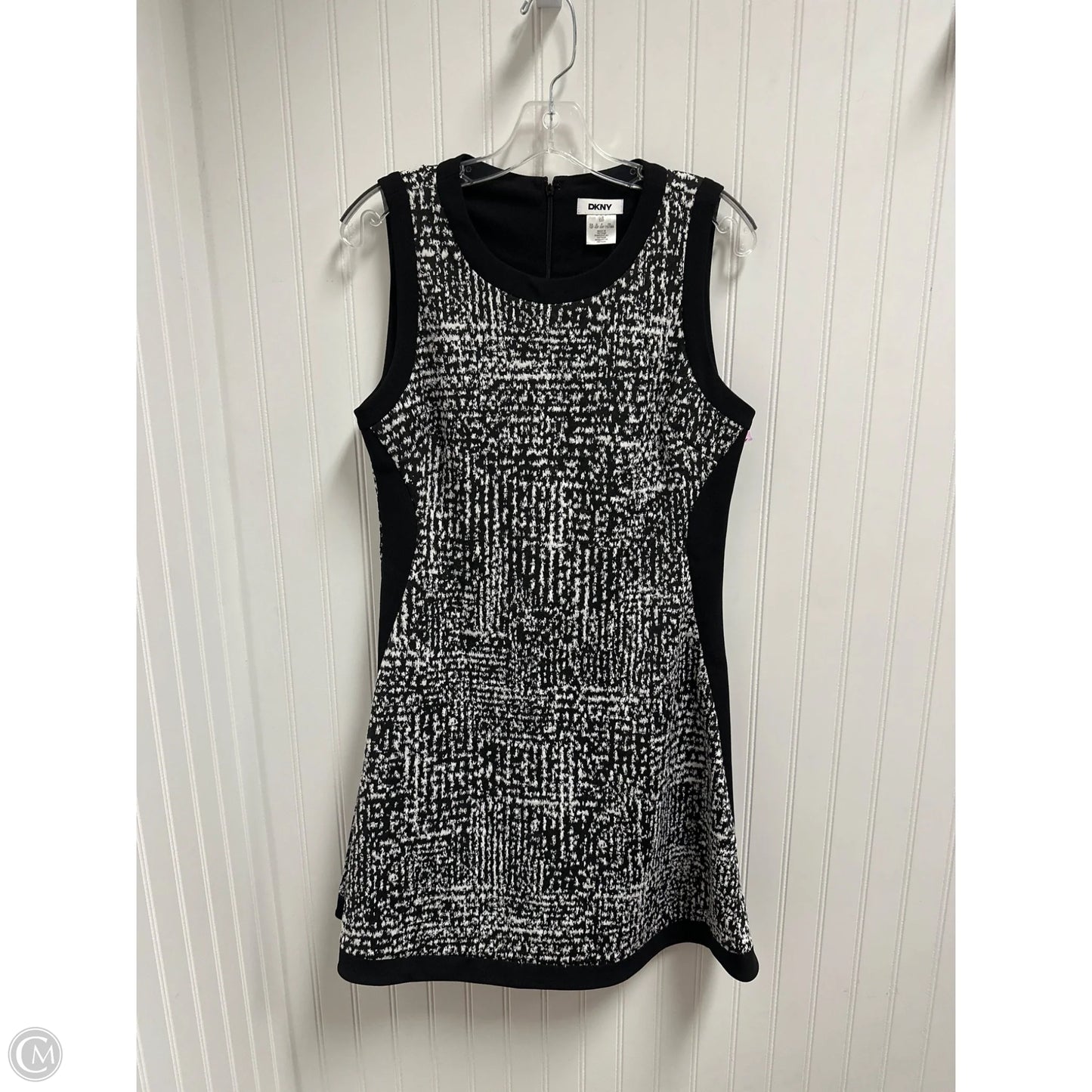 Dress Casual Short By Dkny In Black & White, Size: Lp
