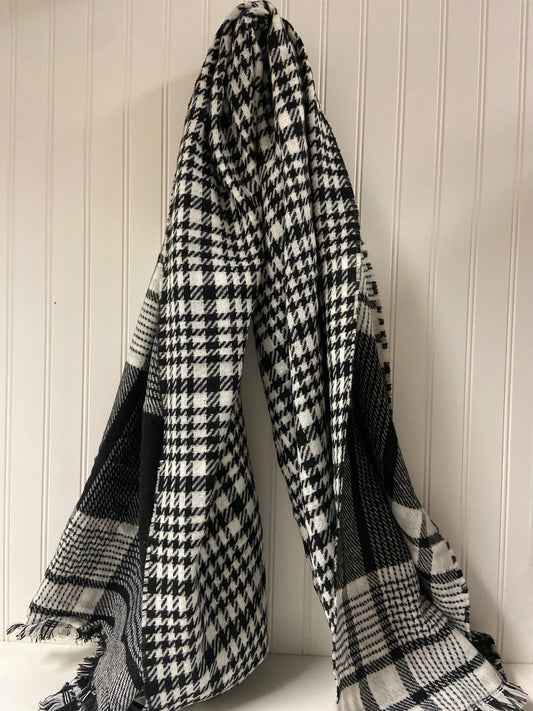 Scarf Long By Clothes Mentor