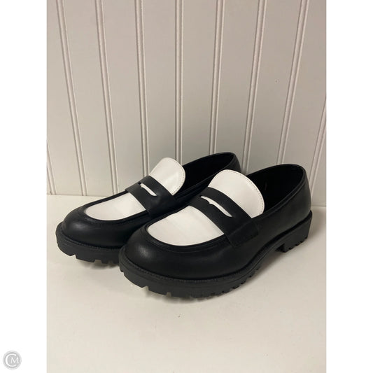 Shoes Flats By Cushionaire In Black & White, Size: 6