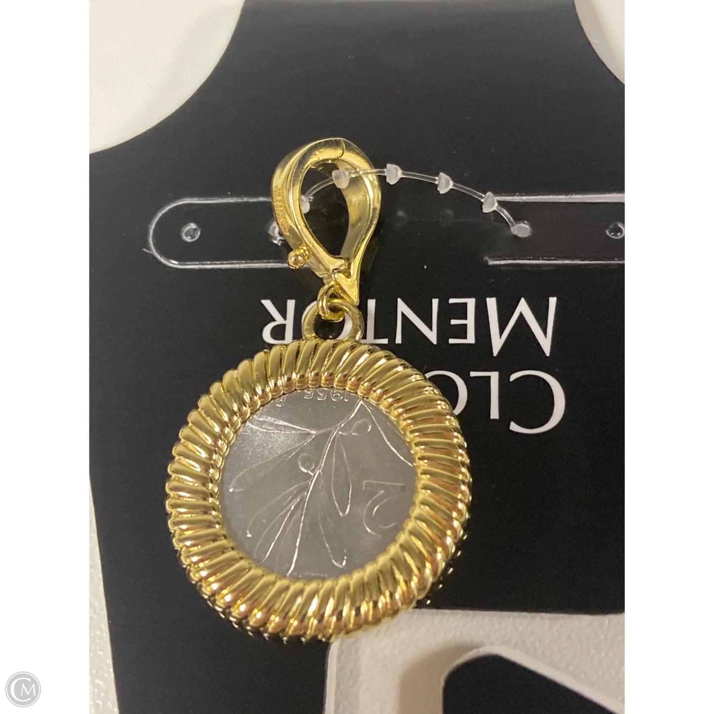 Necklace Pendant By Clothes Mentor
