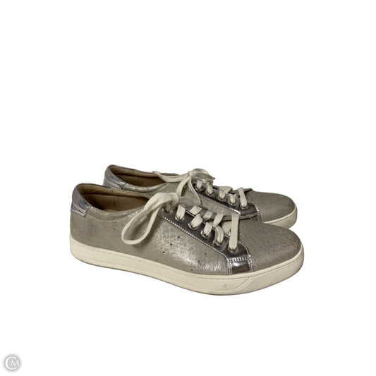 Shoes Sneakers By Johnston & Murphy In Silver, Size: 10