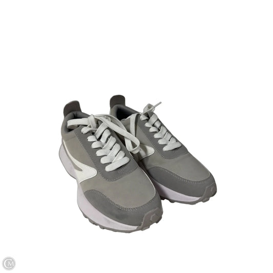 Shoes Athletic By Dolce Vita In Grey, Size: 6