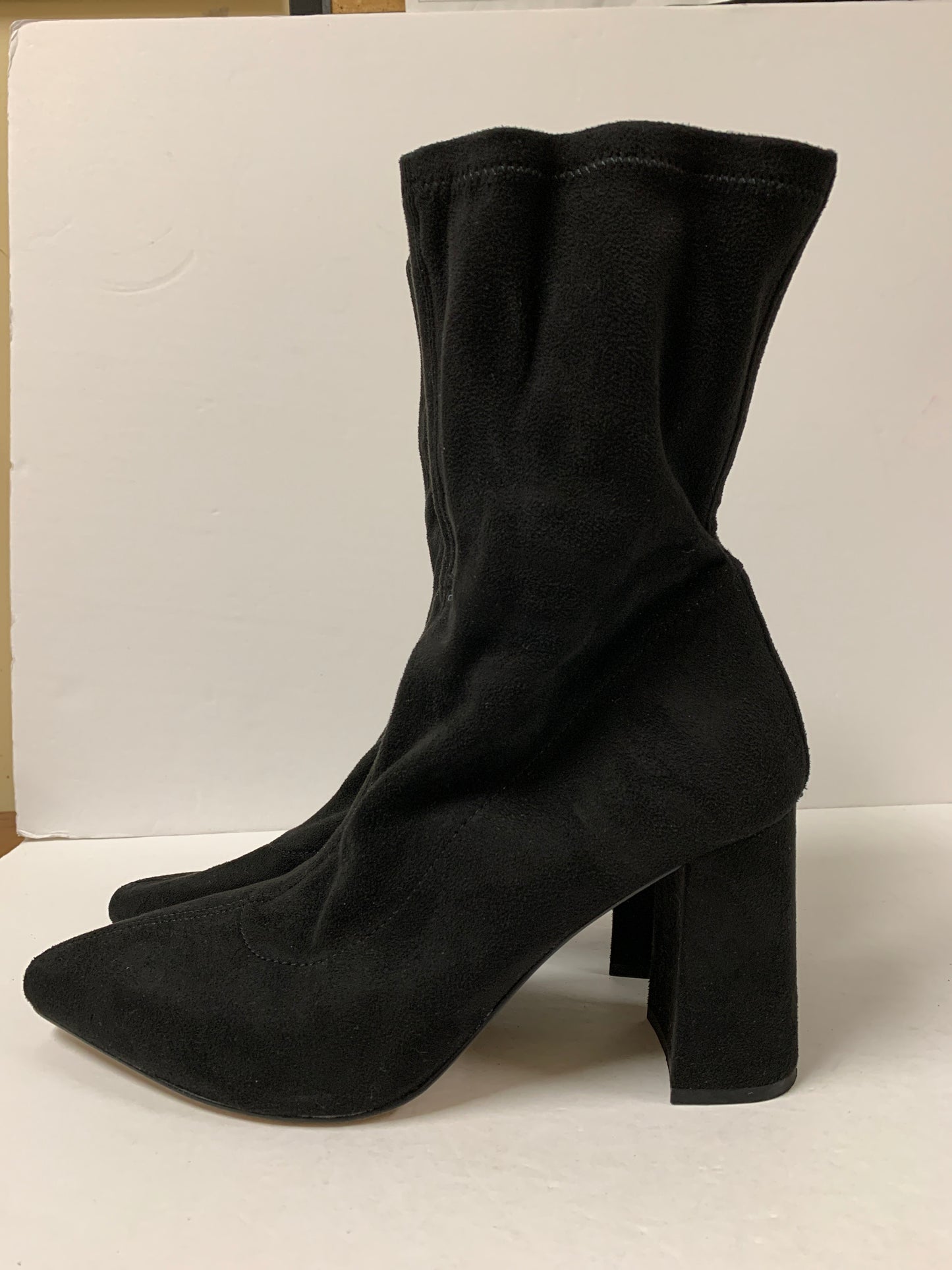 Boots Ankle Heels By Express  Size: 10