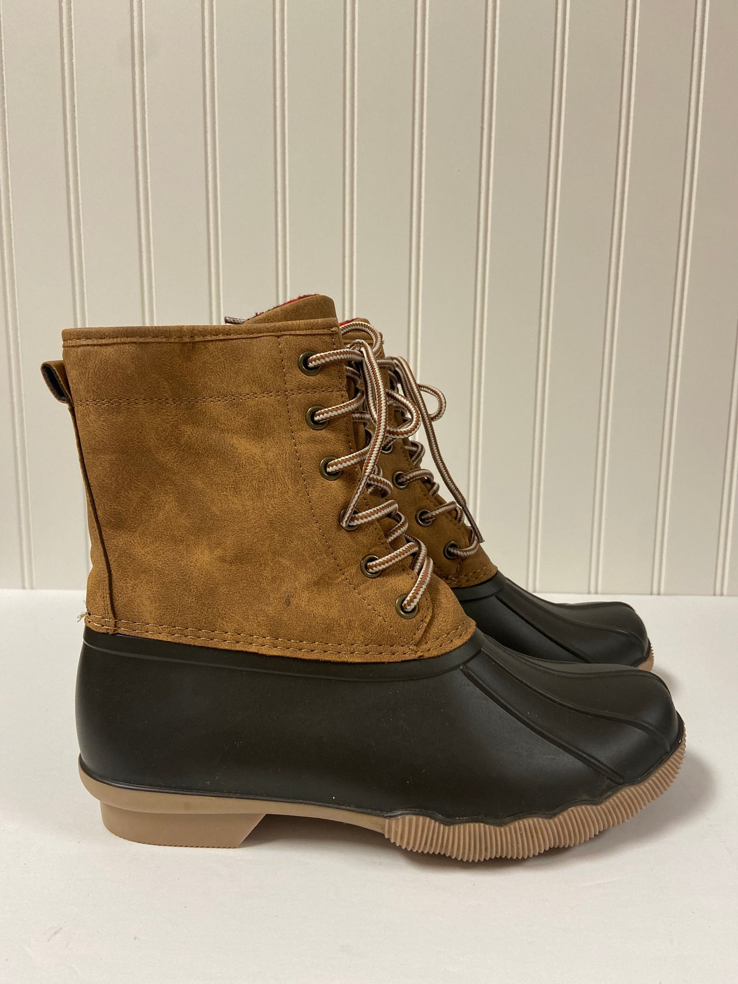 Boots Snow By Clothes Mentor  Size: 7