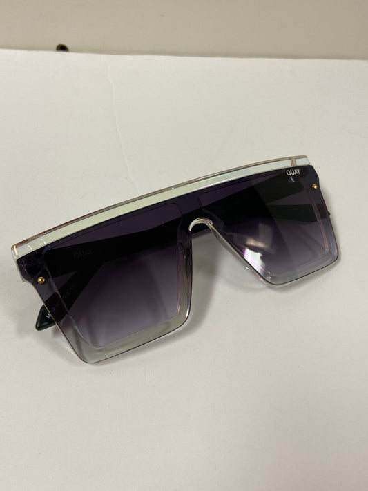 Sunglasses By Cmb  Size: 01 Piece