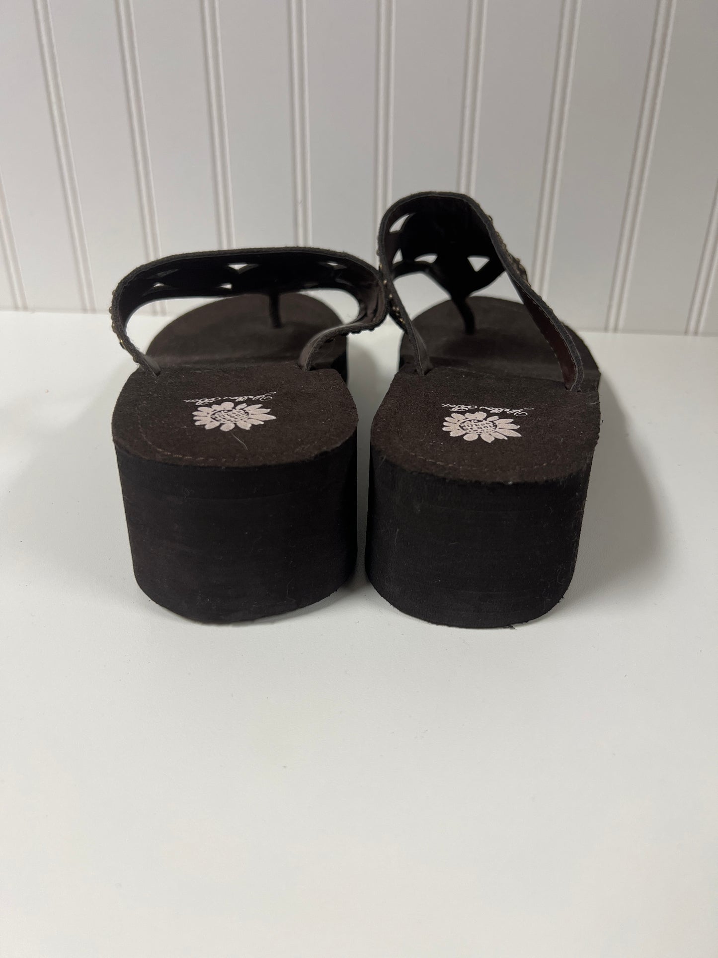 Brown Sandals Flip Flops Yellow Box, Size 10